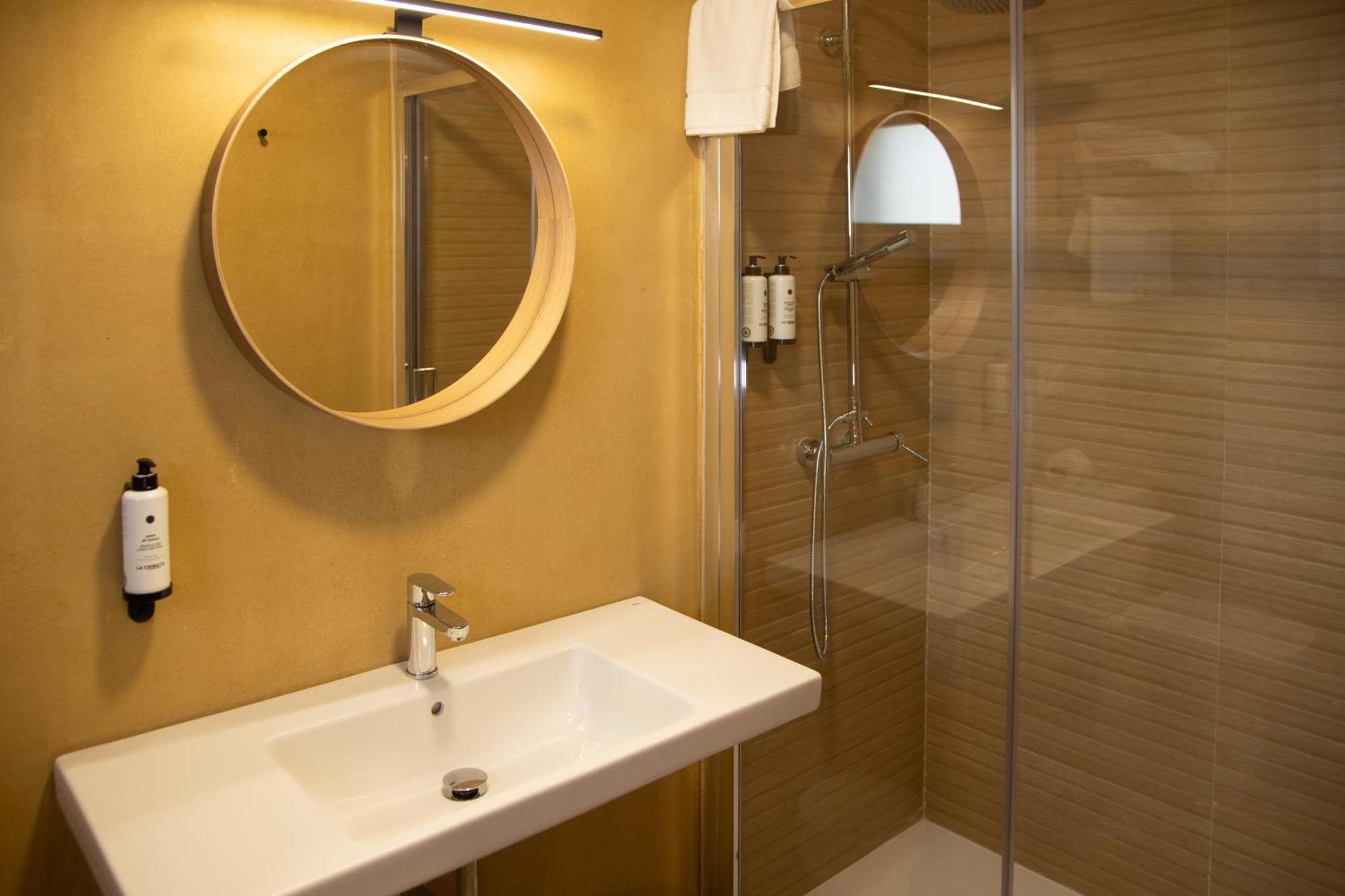 Hotel Los Alamos Boutique Plasencia Oda fotoğraf